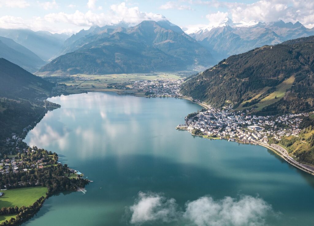 zeller-see-von-oben-c-zell-am-see-kaprun-tourismus-1-.01e64768_original-min